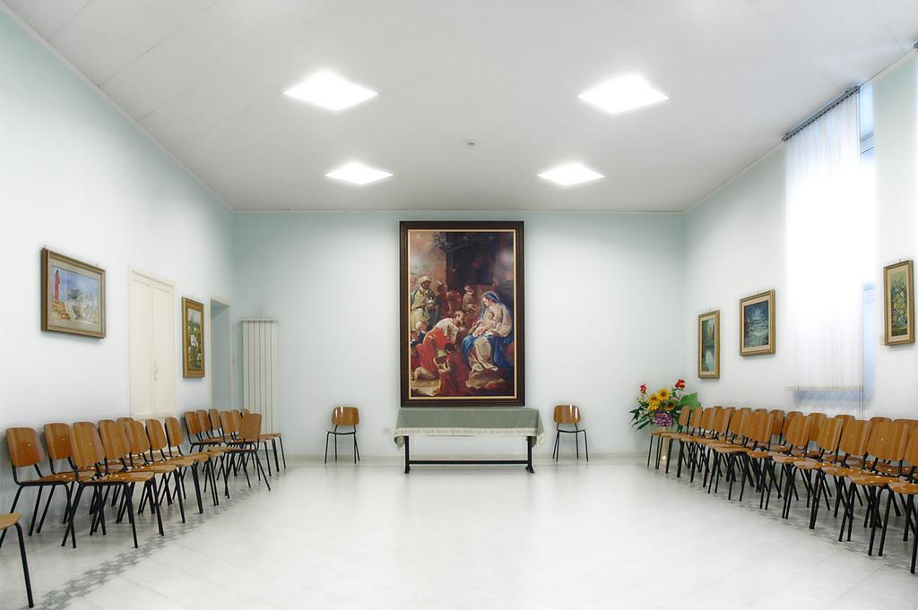 מלון רומא Casa Religiosa Per Ferie Ancelle Del Santuario מראה חיצוני תמונה